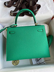 Hermes Kelly 28 in Cactus Epsom leather green - 2