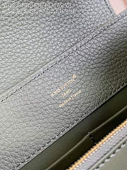 Louis Vuitton Capucines MM Taurillon In Green - 4