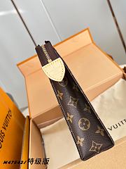 Louis Vuitton Poche Toilette Monogram M47542 - 3