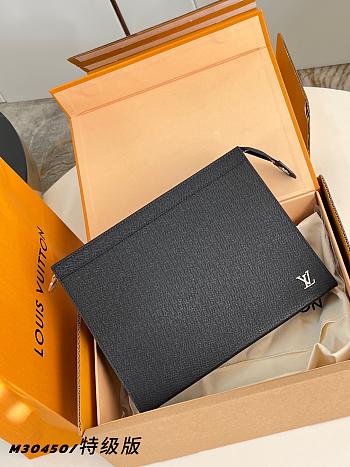 Louis Vuitton Pochette Voyage Monogram Eclipse M30450