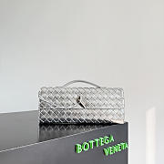 Bottega Veneta Andiamo Clutch Top handle clutch in Intrecciato laminated leather silver - 1