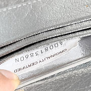 Bottega Veneta Andiamo Clutch Top handle clutch in Intrecciato laminated leather silver - 3