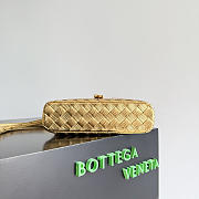 Bottega Veneta Bang Bang Vanity case in Intrecciato wood-embossed gold - 5