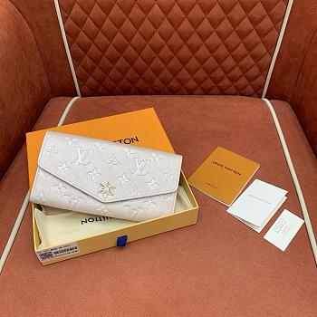 Louis Vuitton Sarah wallet size 19x10.5x2 cm