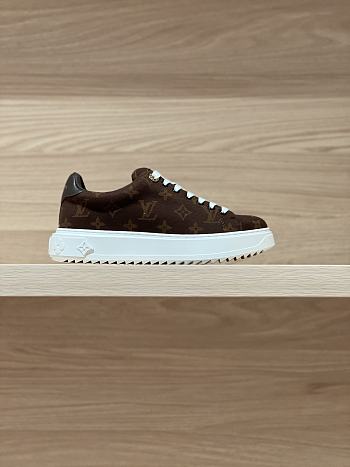 Louis Vuitton Time Out Sneakers 3D pattern of Monogram Flowers 05