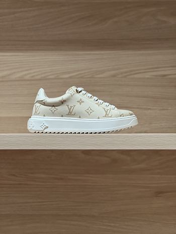 Louis Vuitton Time Out Sneakers 3D pattern of Monogram Flowers 04