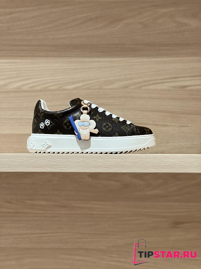 Louis Vuitton Time Out Sneakers 3D pattern of Monogram Flowers 03 - 1