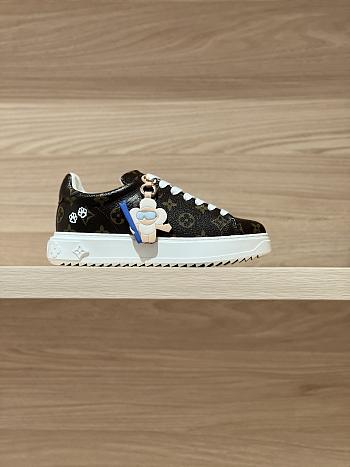 Louis Vuitton Time Out Sneakers 3D pattern of Monogram Flowers 03