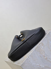 YSL PARIS VII hobo in grained leather black - 6