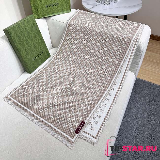 Gucci Wool Small GG Logo Scarf 04 - 1