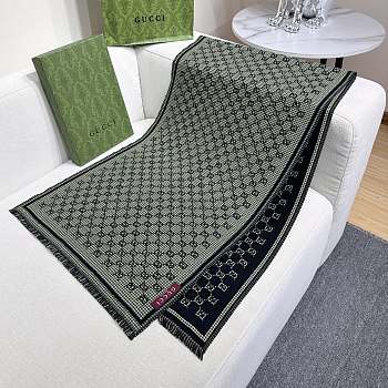 Gucci Wool Small GG Logo Scarf 03