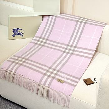 Burberry Shawl features embroidered equestrian motifs 02