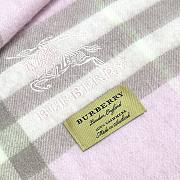 Burberry Shawl features embroidered equestrian motifs 02 - 2