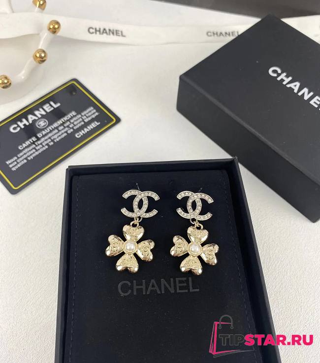 Chanel Double C Pendant Gold Four-Leaf Clover Earrings - 1