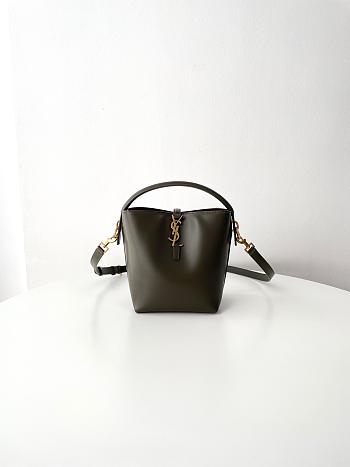 Ysl LE 37 small in shiny leather in Green