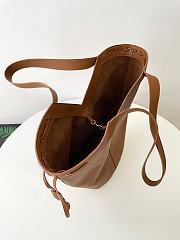 Ysl Saint Laurent Santorini Lux Calfskin Y Drawstring Tote Brown - 4