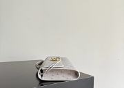 Bottega Veneta Andiamo Clutch Ostrich Leather 02 - 6