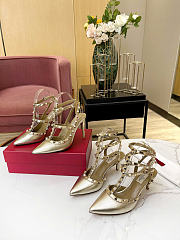 Valentino Garavani Rockstud 02 - 1