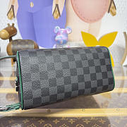 Louis Vuitton Locker Dopp Kit canvas Monogram Eclipse 04 - 4