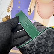 Louis Vuitton Locker Dopp Kit canvas Monogram Eclipse 04 - 2