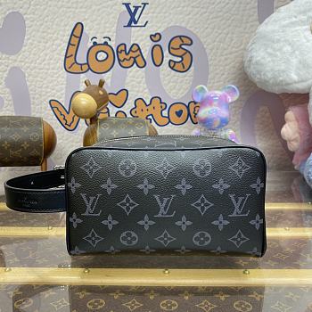 Louis Vuitton Locker Dopp Kit canvas Monogram Eclipse 01
