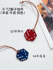 TZ Dice Pendant - 5