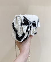 Chanel Flap Bag in Sequins Metallic accents white - 6