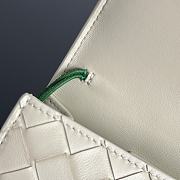 Bottega Veneta Flower Charm Andiamo Long Clutch In White - 3
