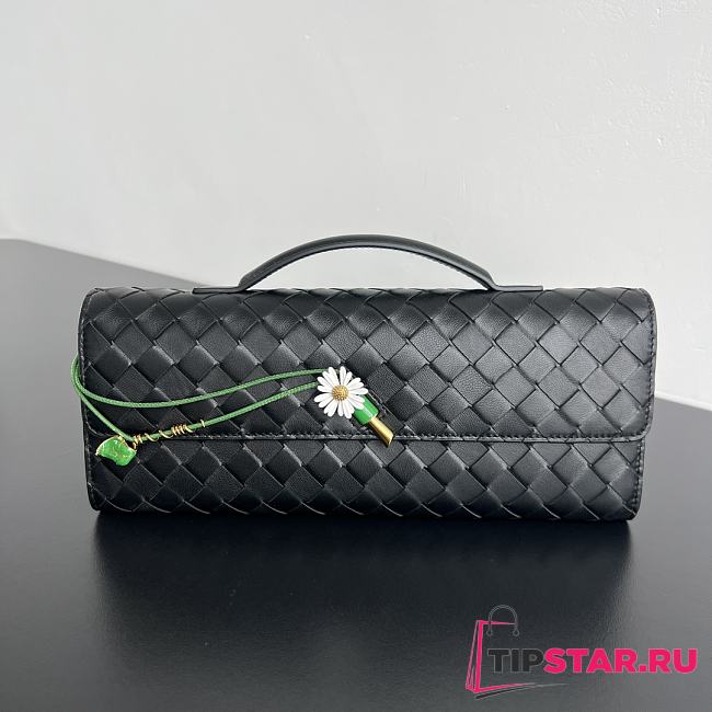 Bottega Veneta Flower Charm Andiamo Long Clutch In Black - 1