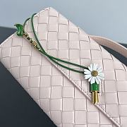 Bottega Veneta Flower Charm Andiamo Long Clutch In Light Pink - 2