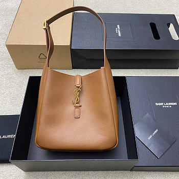 Ysl Small Le 5 À 7 Shoulder Bag in Brown