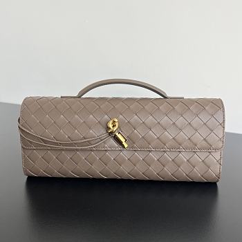 Bottega Veneta Andiamo Long Clutch In Beige