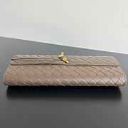Bottega Veneta Andiamo Long Clutch In Beige - 6