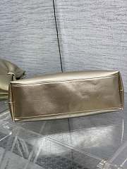 Jonathan Anderson Dior Bow Bag In Gold Size 30 - 5