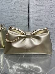 Jonathan Anderson Dior Bow Bag In Gold Size 30 - 2