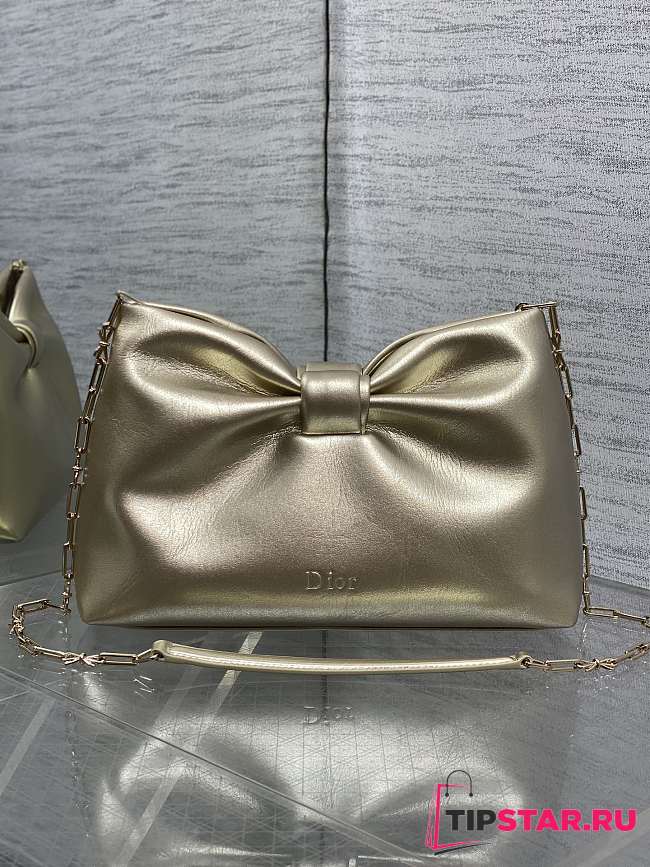 Jonathan Anderson Dior Bow Bag In Gold Size 26 - 1