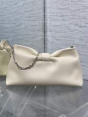 Jonathan Anderson Dior Bow Bag In White Size 30 - 4