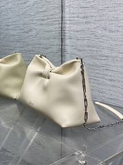 Jonathan Anderson Dior Bow Bag In White Size 30 - 2