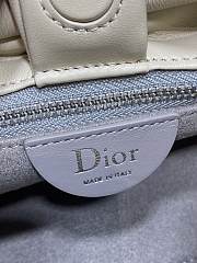 Jonathan Anderson Dior Bow Bag In White Size 26 - 2