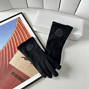 Moncler Gloves In Black - 2
