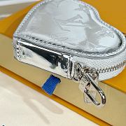 Louis Vuitton Monogram Miroir Heart Coin Purse Silver - 2