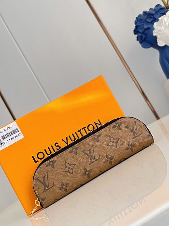 Louis Vuitton Charlotte Pencil Case 02