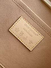 LV x TM Carryall East West Bag Multiple colors/white - 2