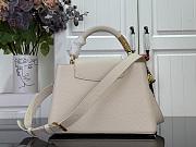 Louis Vuitton Capucines BB Bag In Ivory Size 27x18x9 cm - 3