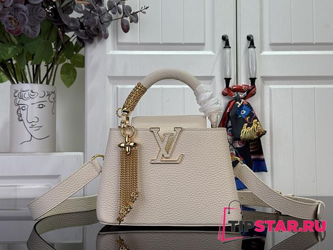 Louis Vuitton Capucines Mini Bag In Ivory Size 21x14x8 cm - 1