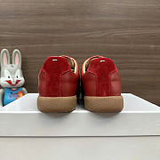 Maison Margiela suede sneakers in red - 4