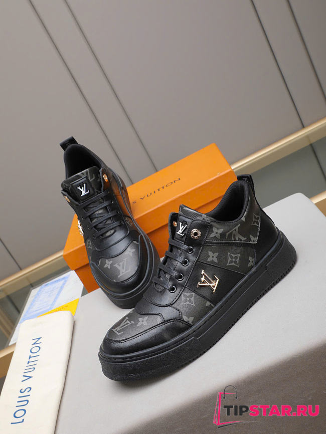 Louis Vuitton Monogram Low-Top Sneakers Black - 1