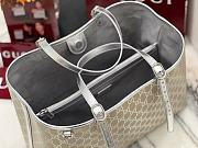 Gucci GG Emblem large tote bag silver fabric - 6