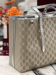 Gucci GG Emblem large tote bag silver fabric - 2