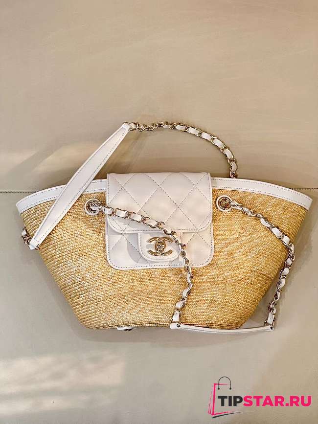 Chanel Medium shopping bag Braided straw Beige & White - 1